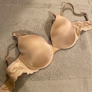 Calvin Klein size 36C bra